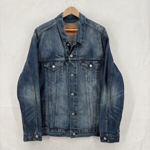 Levi's Denim Jean Jacket Mens XL Blue Button Front Trucker Classic Casual Grunge